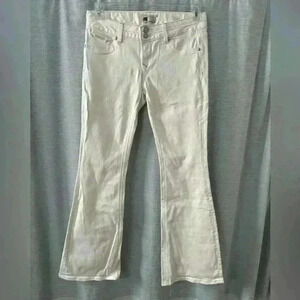 NEW Rerock for Express White Low Rise Flare Denim Jeans Silver Stitching Size 8